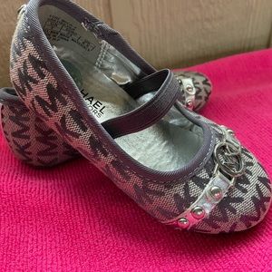 Little Girl’s Dress Shoes